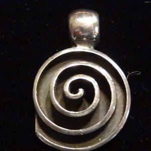 Swirl Pendant